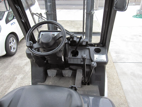 forklift-unicarriers-171024-03