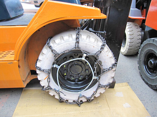 forklift-tyre-chain