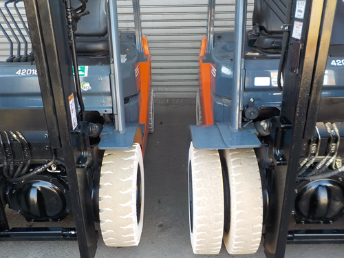 single-and-double-tyre-forklift