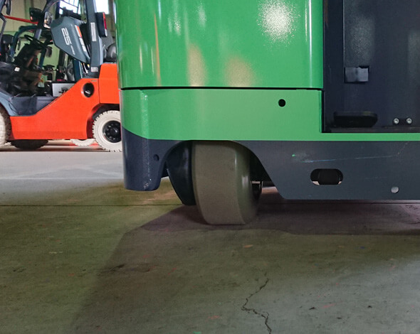 ドライブタイヤ 写真